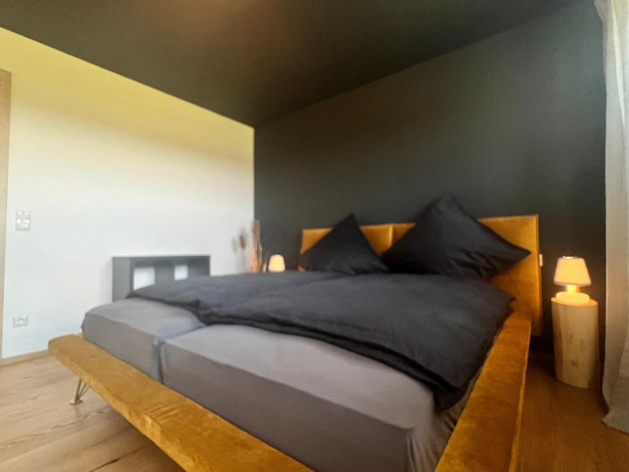 Stay Nice Apartments Dorfen Naehe Muenchen Jacuzzi Grillkota 75 Zoll Tv 외부 사진